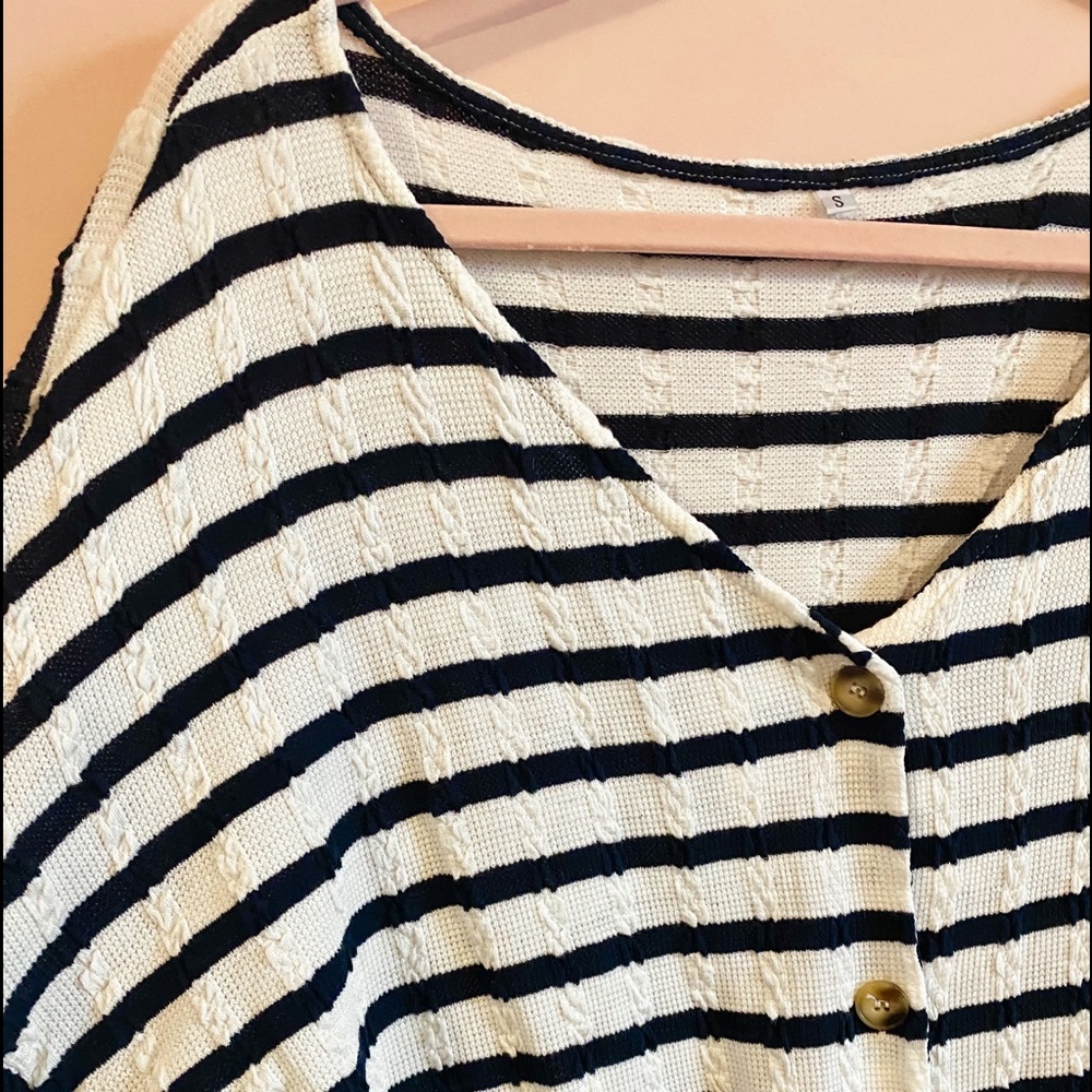 Button down shirt - Picture 4 of 4